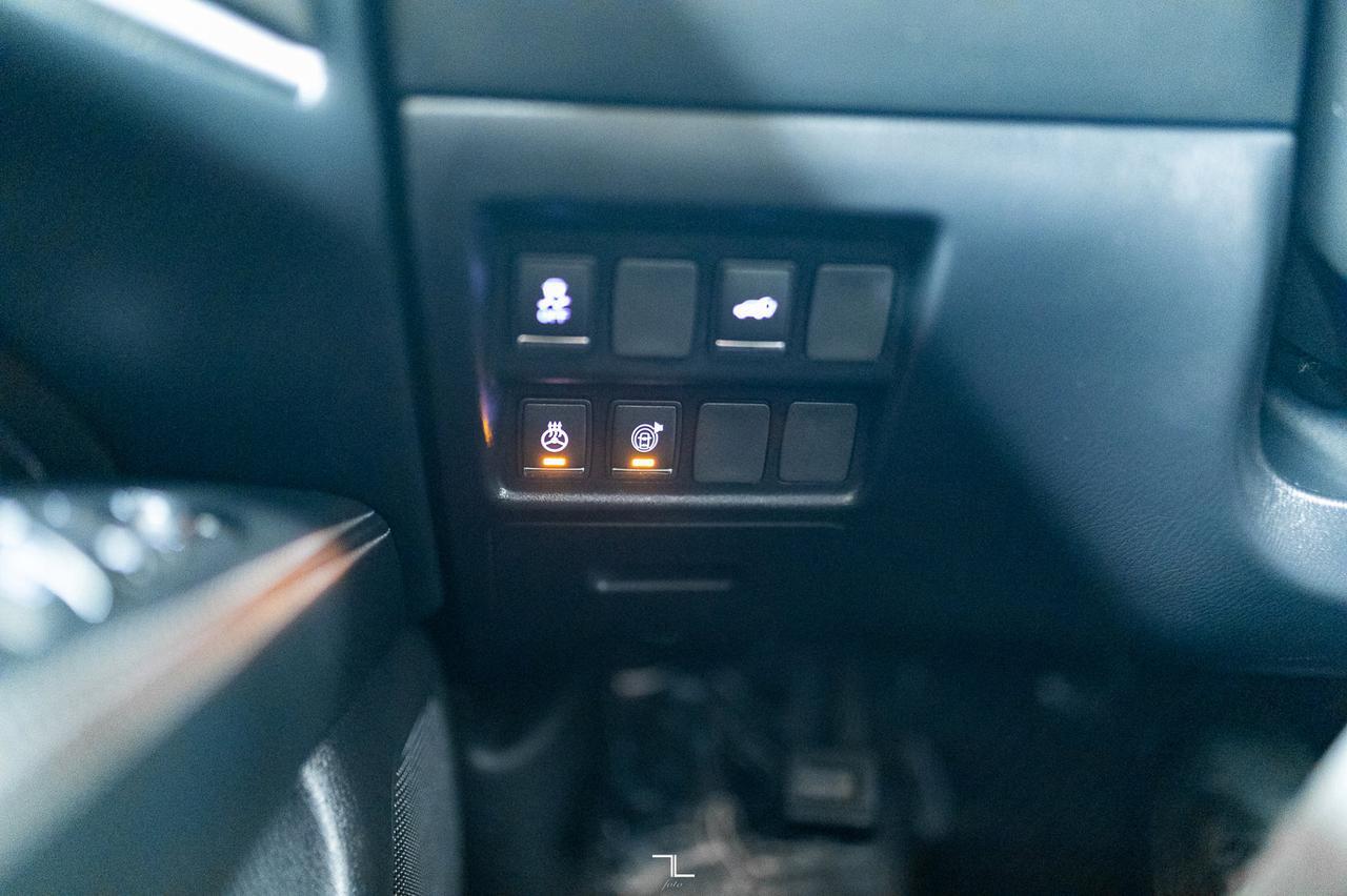 2018 Infiniti QX60 AWD Premium Leather Roof Nav Red Deer AB