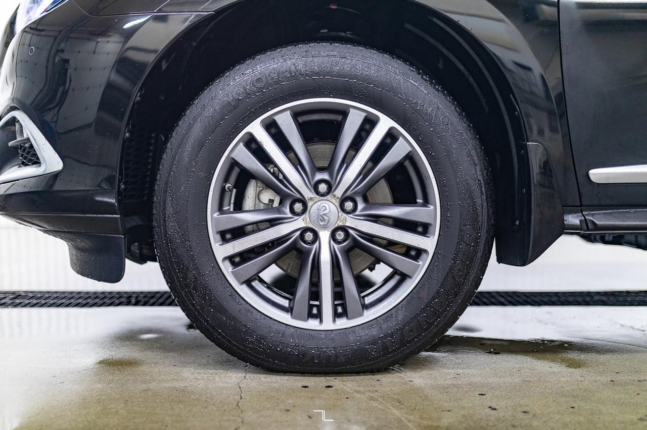 2018 Infiniti QX60 AWD Premium Leather Roof Nav Red Deer AB