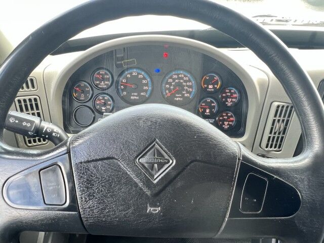 2018 International 4300 26' Dry Freight Truck with 2,500 lbs. Lift Gate Miami FL