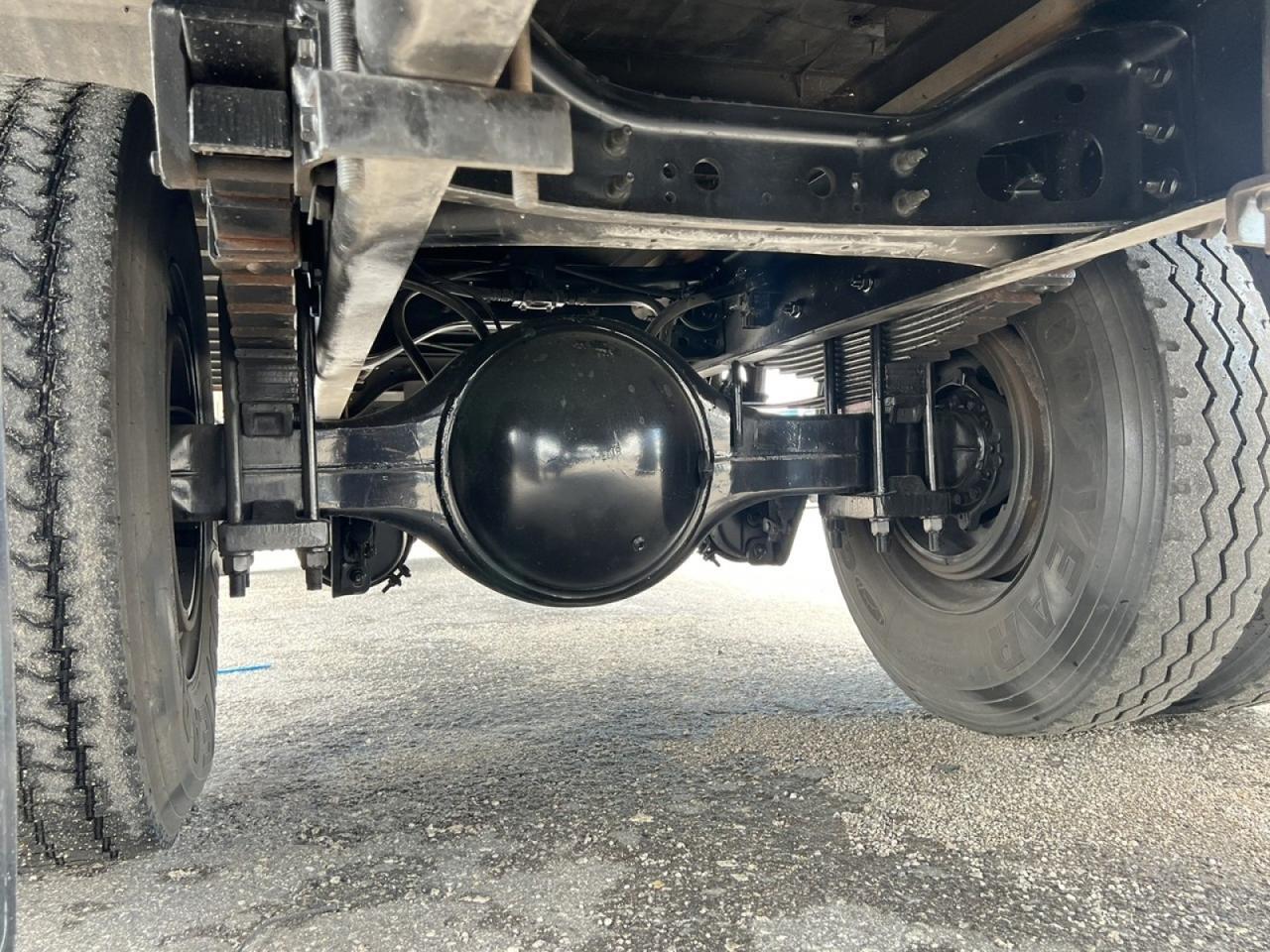 2018 International 4300 26' Dry Freight Truck with 2,500 lbs. Lift Gate Tampa FL