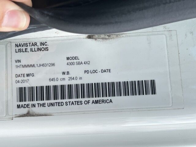 2018 International 4300 26' Dry Freight Truck with 2,500 lbs. Lift Gate Tampa FL