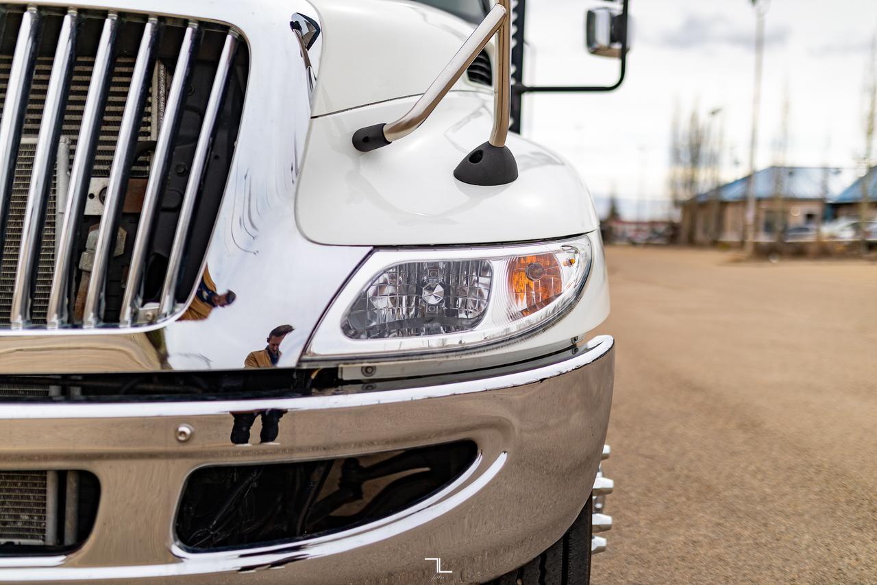 2018 International 4300 Day Cab Roll Off Tilt Flat Deck Diesel Red Deer AB