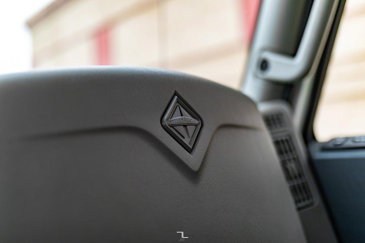 2018 International 4300 Day Cab Roll Off Tilt Flat Deck Diesel Red Deer AB