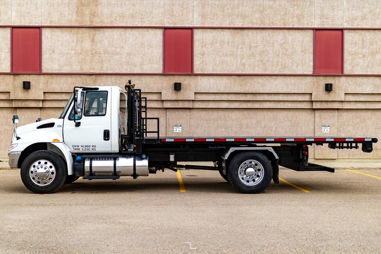 2018 International 4300 Day Cab Roll Off Tilt Flat Deck Diesel Red Deer AB