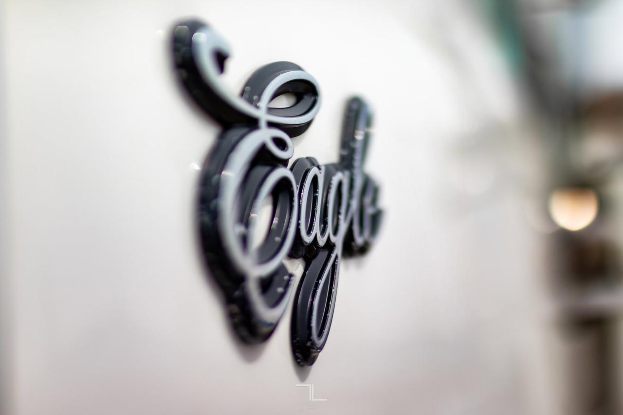 2018 International 9900i Eagle Tractor Sleeper Red Deer AB