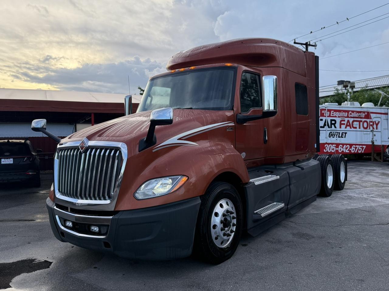 2018 International LT Hollywood FL