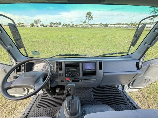 2018 Isuzu NRR 24' Dry Box Truck with Aluminum Ramp Homestead FL