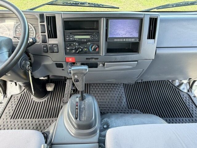 2018 Isuzu NRR 24' Dry Box Truck with Aluminum Ramp Homestead FL