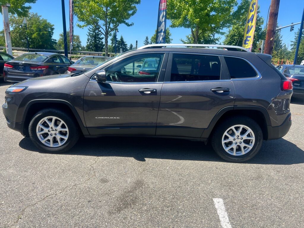 2018 JEEP CHEROKEE LATITUDE Des Moines WA