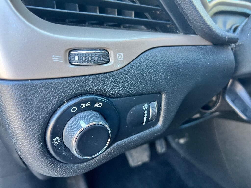 2018 JEEP CHEROKEE SPORT Des Moines WA