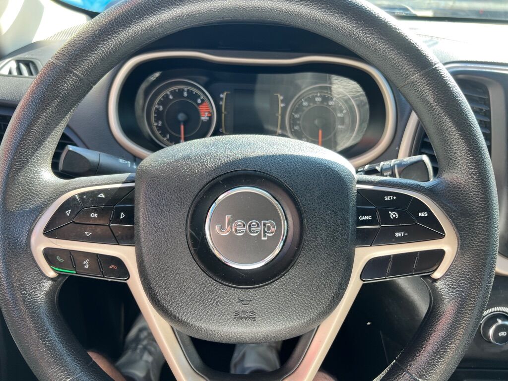2018 JEEP CHEROKEE SPORT Des Moines WA