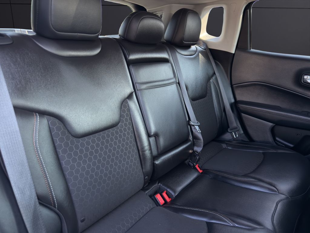 2018 JEEP COMPASS LATITUDE LOWEST PRICE AROUND Columbus OH