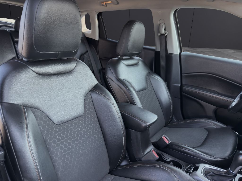 2018 JEEP COMPASS LATITUDE LOWEST PRICE AROUND Columbus OH