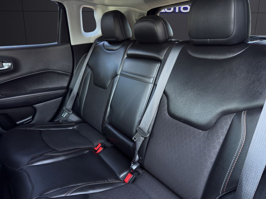 2018 JEEP COMPASS LATITUDE LOWEST PRICE AROUND Columbus OH