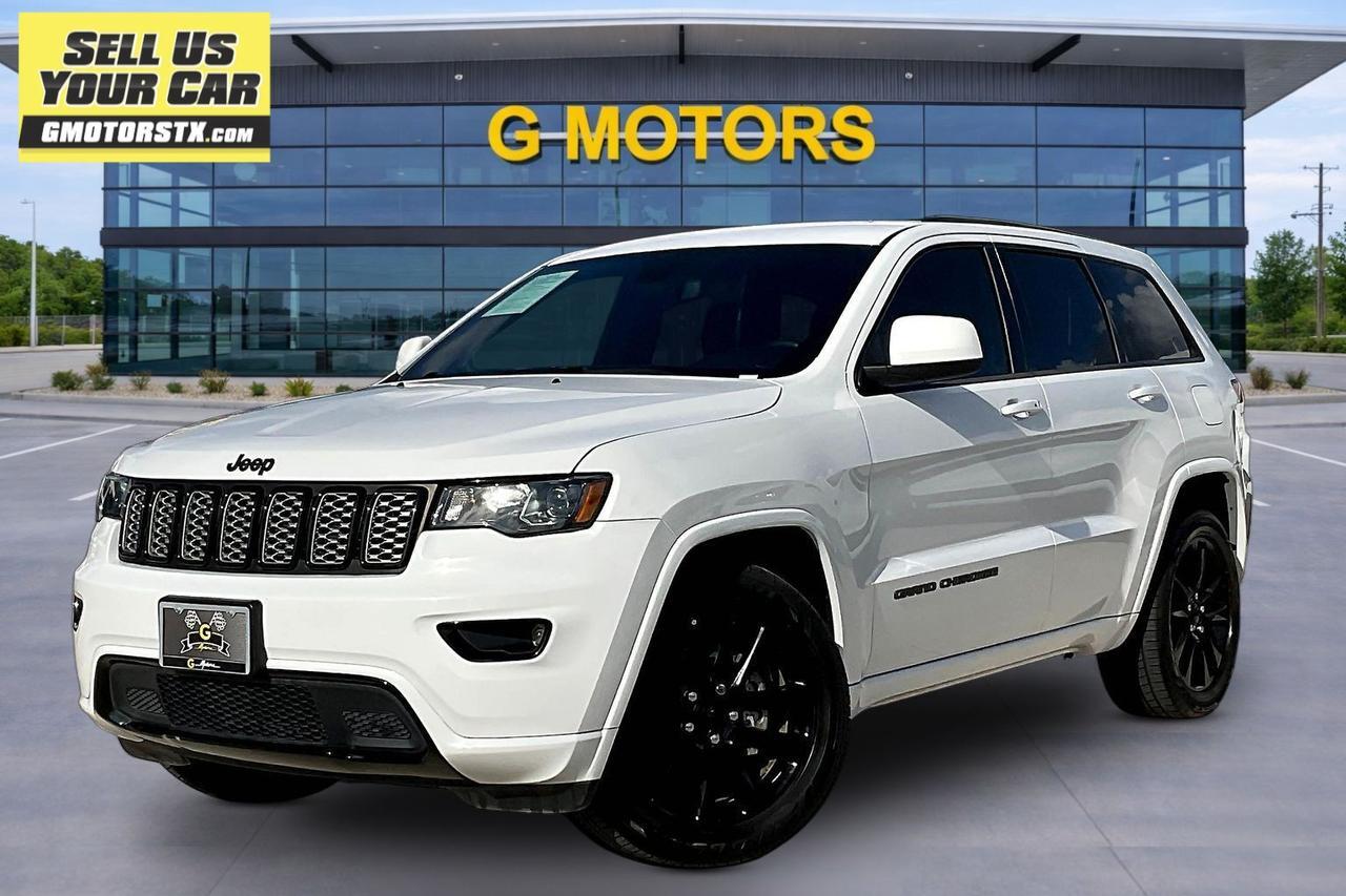 White 2018 Jeep Grand Cherokee Laredo SUV / Crossover 4X2 Automatic