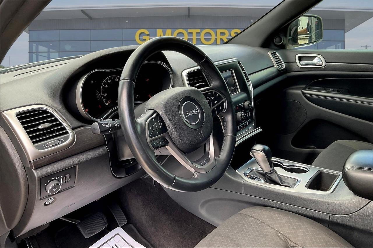 2018 JEEP GRAND CHEROKEE LAREDO Houston TX