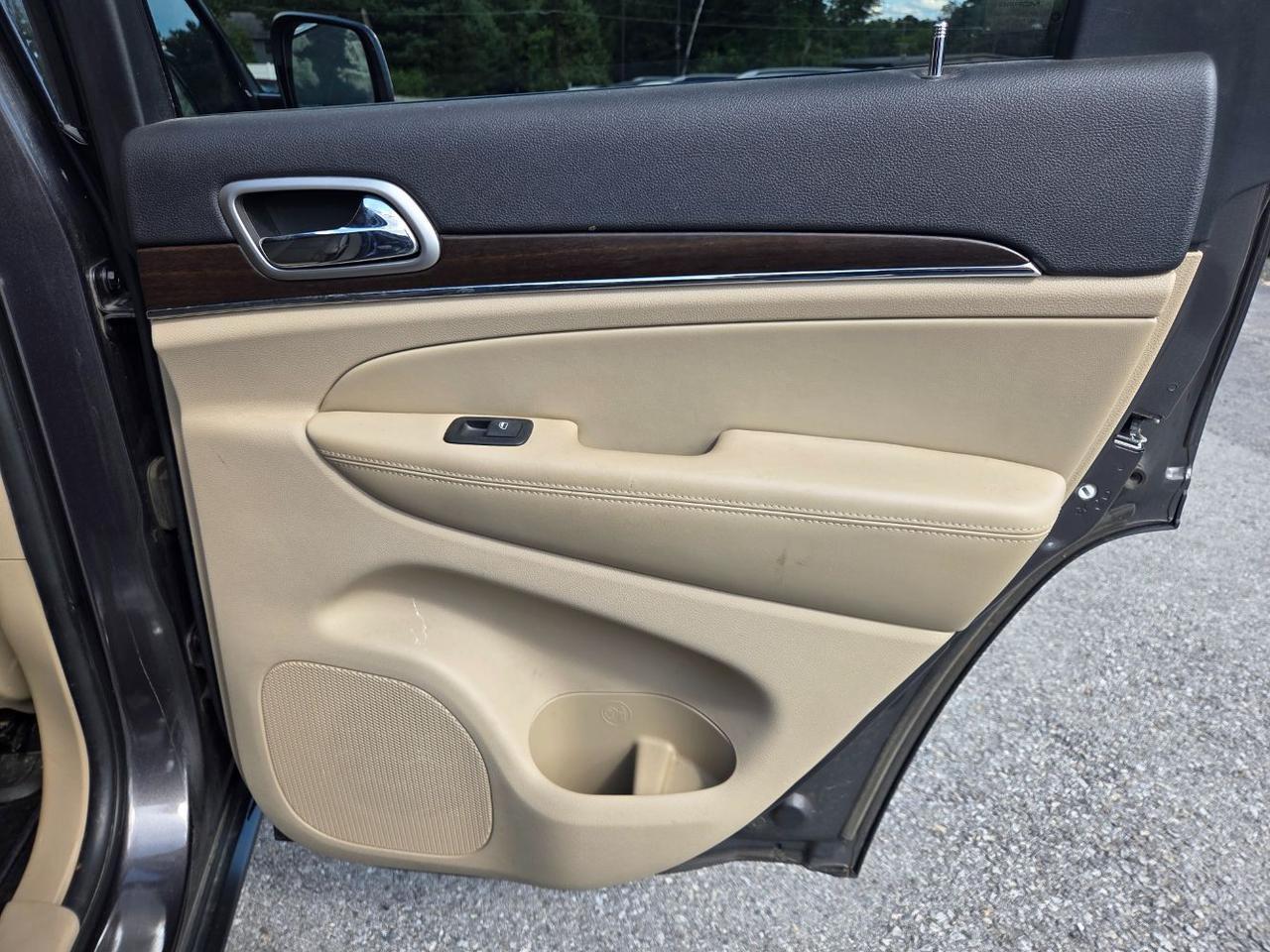 2018 JEEP Grand Cherokee Limited Charlton MA