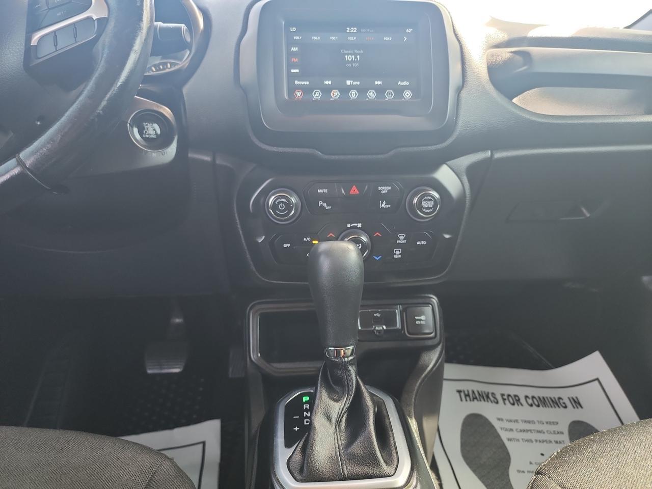 2018 JEEP RENEGADE LATITUDE Latitude Kansas City MO