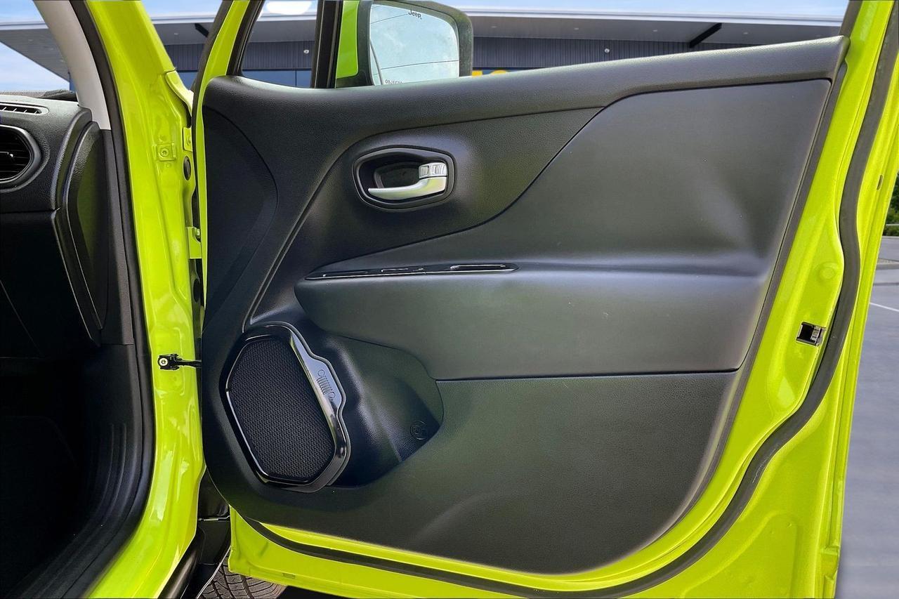 2018 JEEP RENEGADE LATITUDE Houston TX