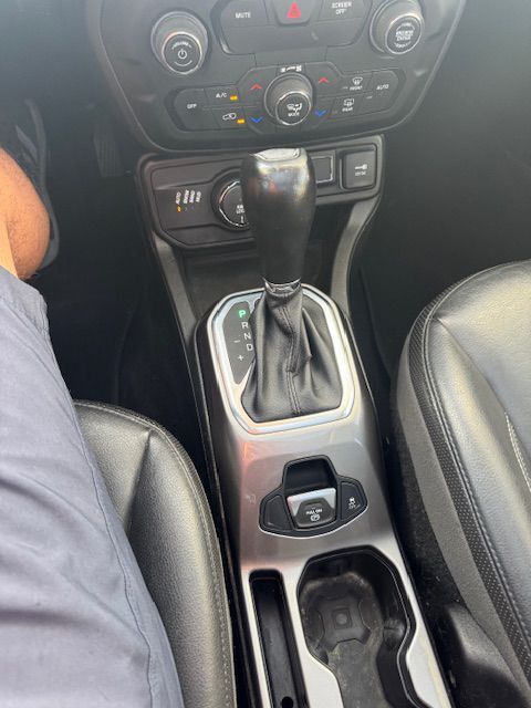 2018 JEEP RENEGADE LIMITED Grand Prairie TX