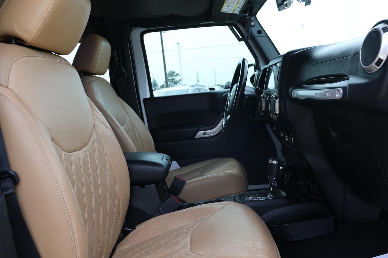 2018 JEEP WRANGLER SAHARA Houston TX