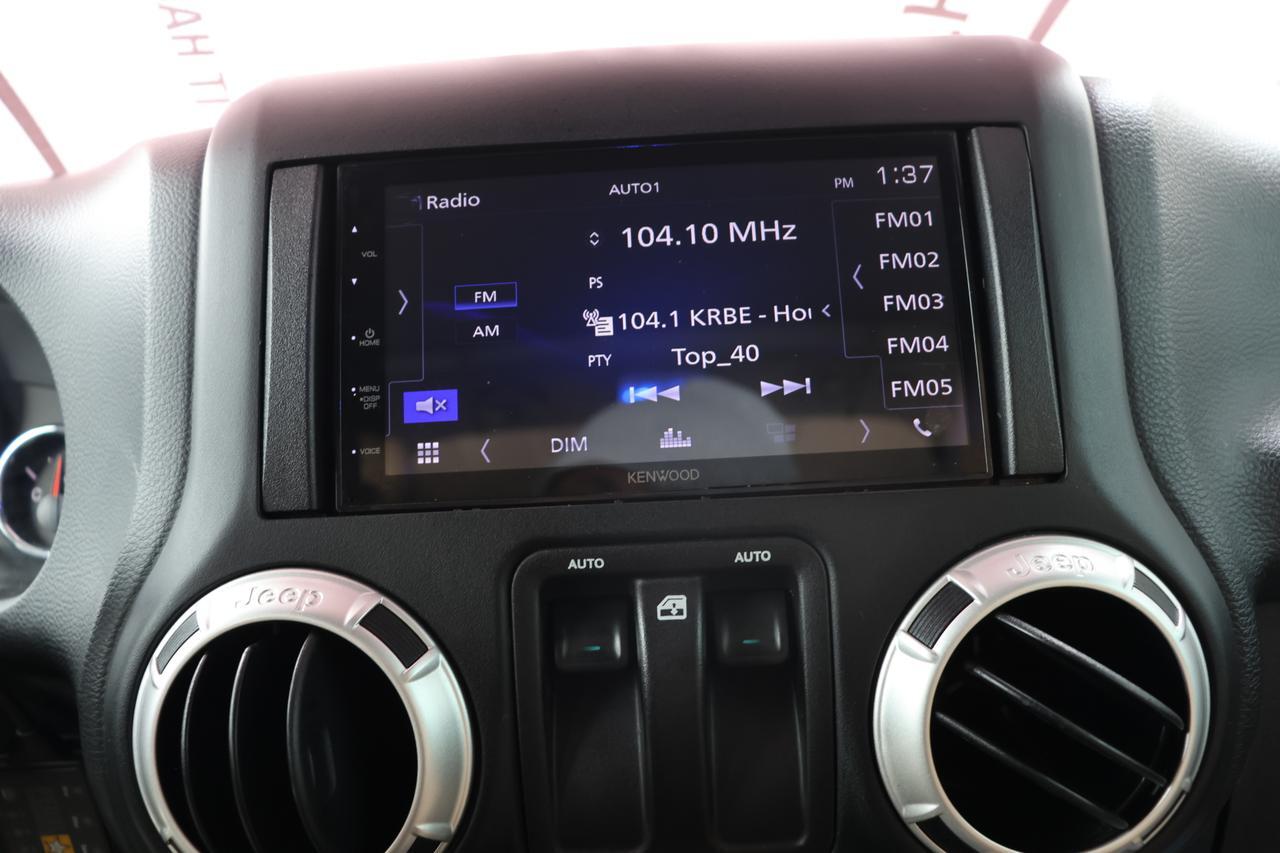 2018 JEEP WRANGLER SAHARA Houston TX