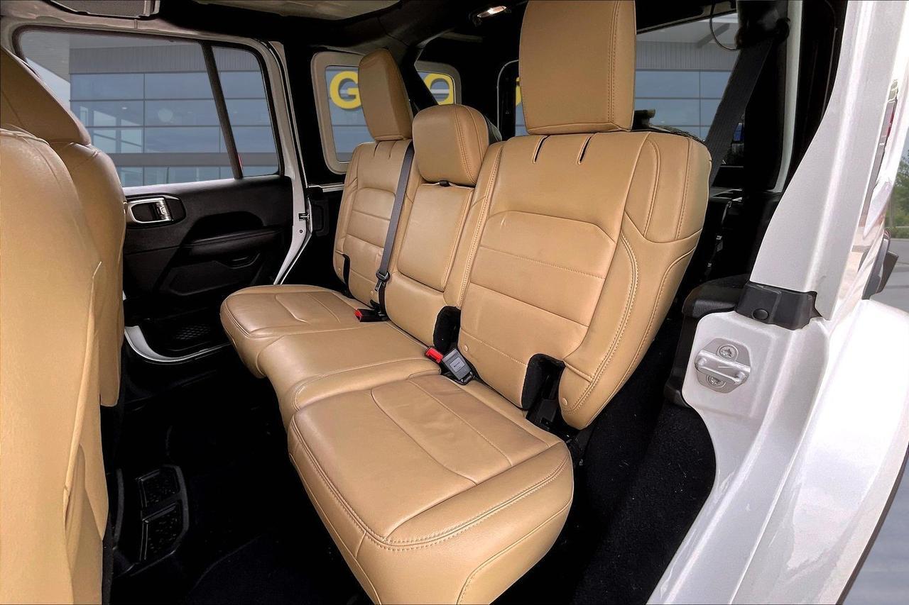 2018 JEEP WRANGLER UNLIMI SAHARA Houston TX