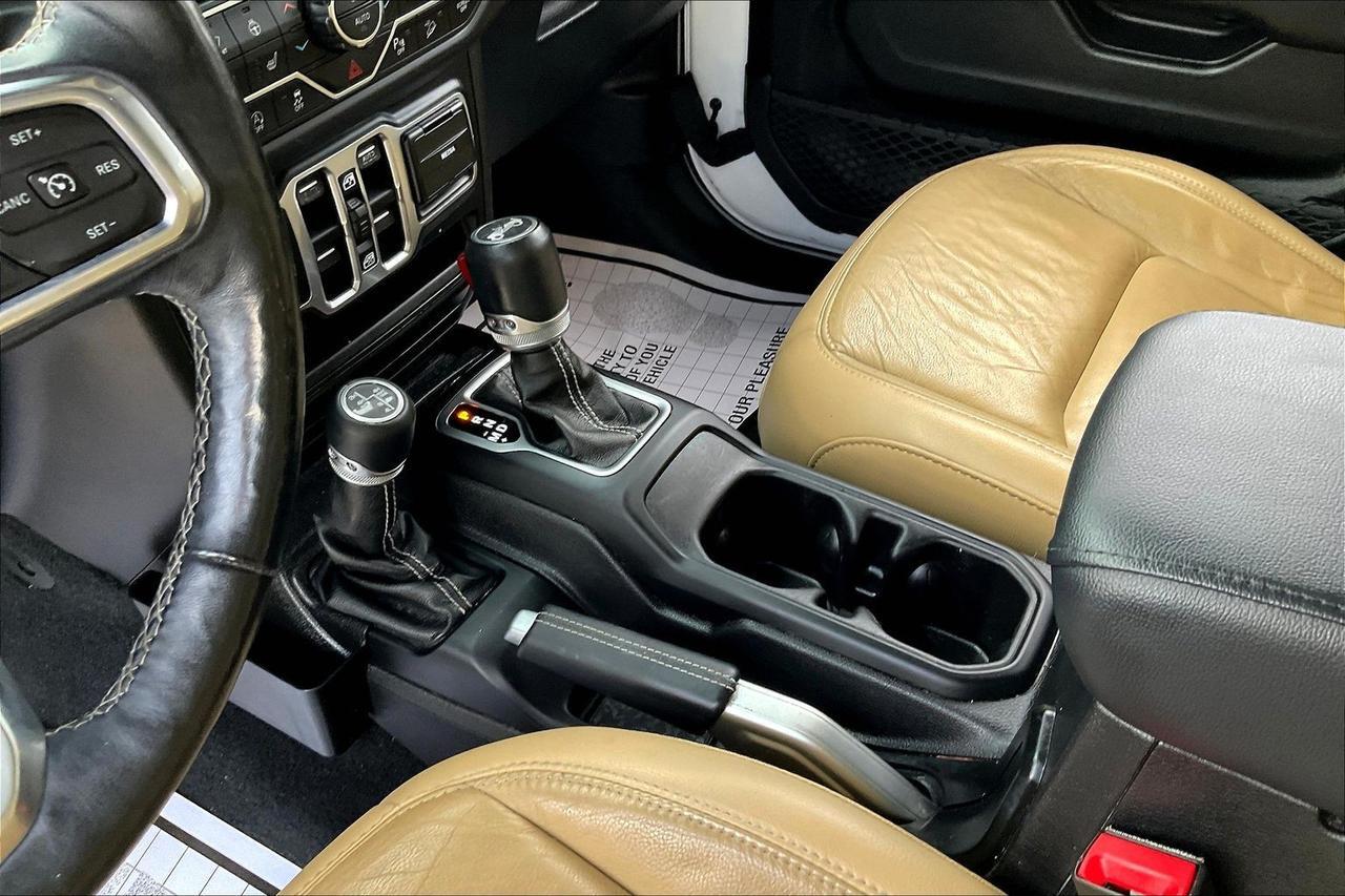 2018 JEEP WRANGLER UNLIMI SAHARA Houston TX