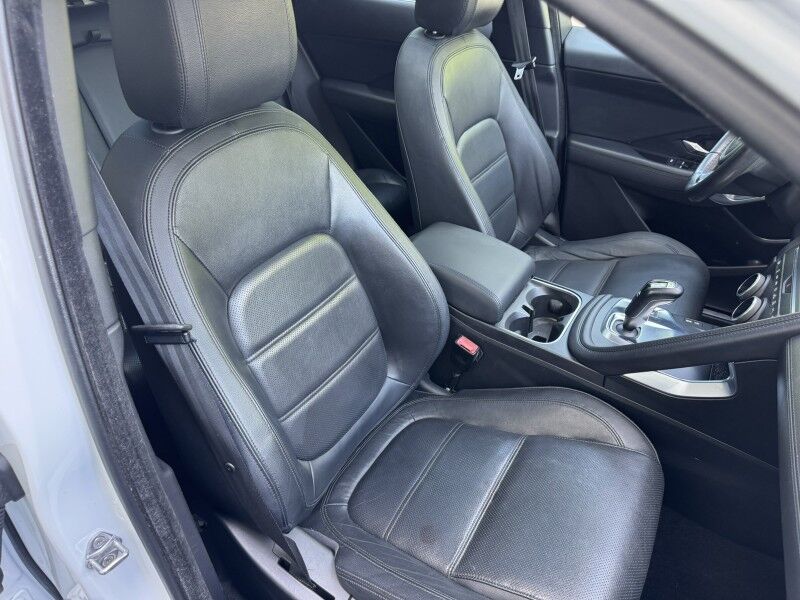 2018 Jaguar E-PACE SE Willow Grove PA
