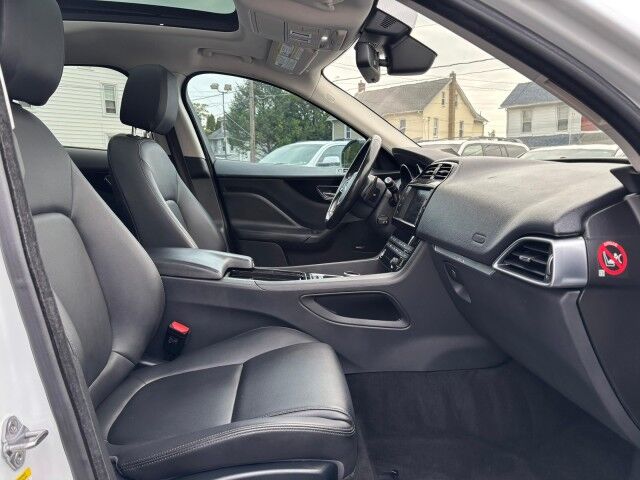 2018 Jaguar F-PACE 20d Premium Whitehall PA