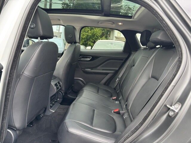 2018 Jaguar F-PACE 20d Premium Whitehall PA