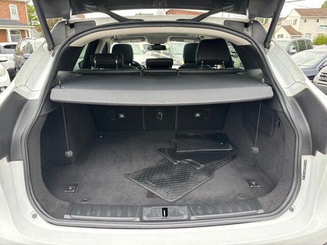 2018 Jaguar F-PACE 20d Premium Whitehall PA