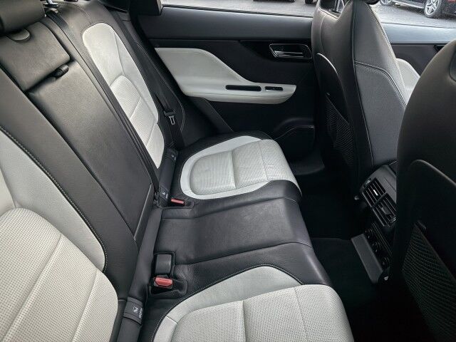 2018 Jaguar F-PACE 20d R-Sport Whitehall PA