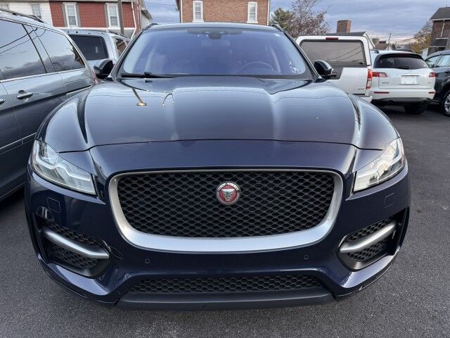 2018 Jaguar F-PACE 20d R-Sport Whitehall PA