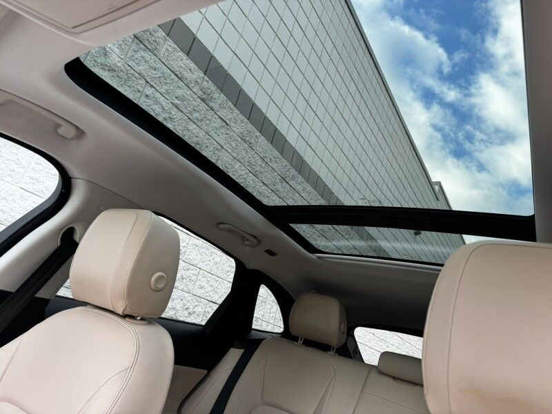 2018 Jaguar F-PACE 25t Premium Willow Grove PA