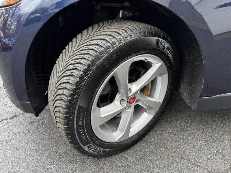 2018 Jaguar F-PACE 25t Premium Willow Grove PA