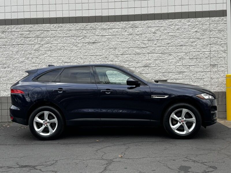 2018 Jaguar F-PACE 25t Premium Willow Grove PA