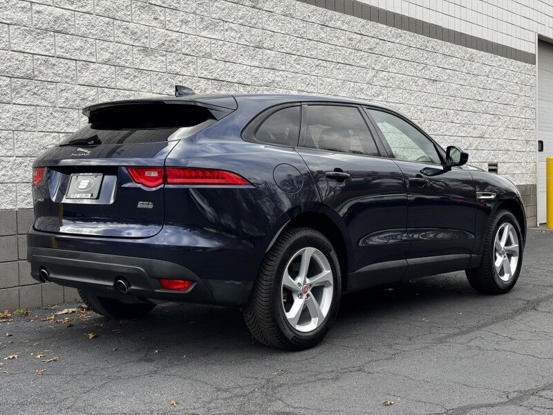 2018 Jaguar F-PACE 25t Premium Willow Grove PA