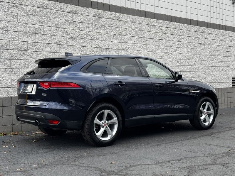 2018 Jaguar F-PACE 25t Premium Willow Grove PA
