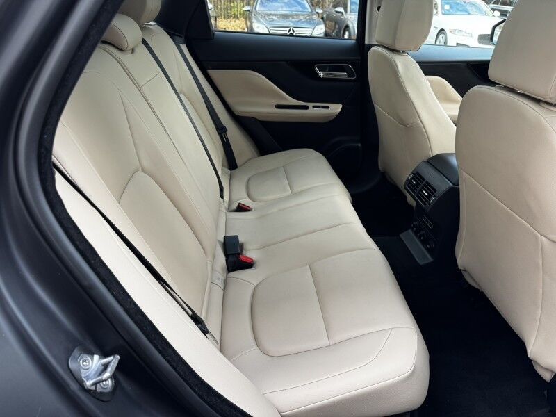 2018 Jaguar F-PACE 25t Premium Willow Grove PA
