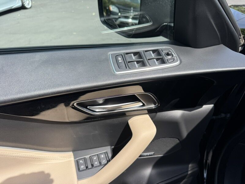 2018 Jaguar F-PACE 25t Premium Willow Grove PA