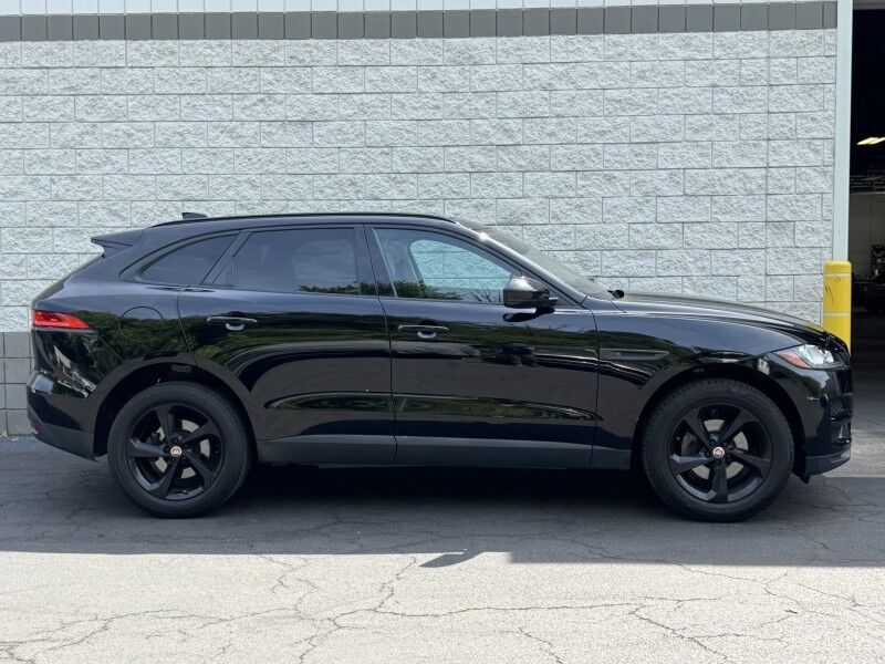 2018 Jaguar F-PACE 25t Premium Willow Grove PA