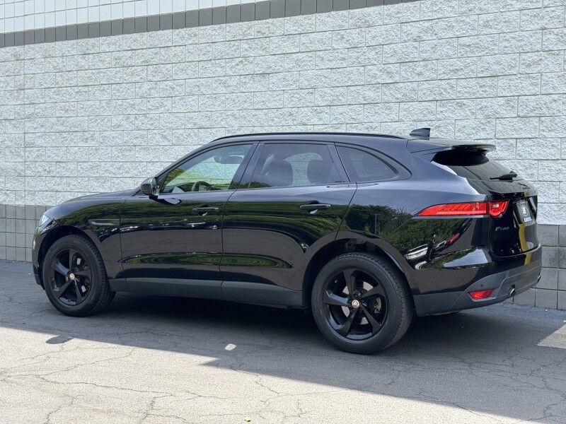 2018 Jaguar F-PACE 25t Premium Willow Grove PA