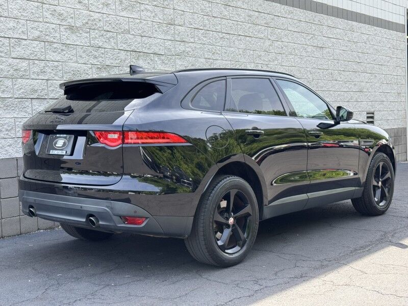 2018 Jaguar F-PACE 25t Premium Willow Grove PA