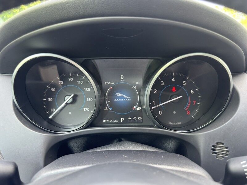 2018 Jaguar F-PACE 25t Premium Willow Grove PA