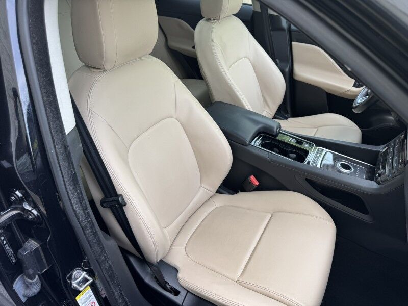 2018 Jaguar F-PACE 25t Premium Willow Grove PA