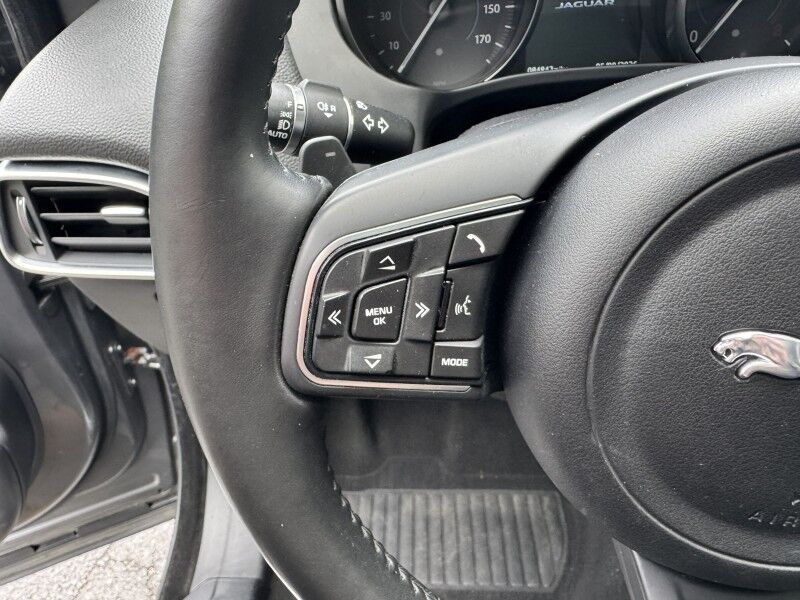 2018 Jaguar F-PACE 25t Premium Willow Grove PA