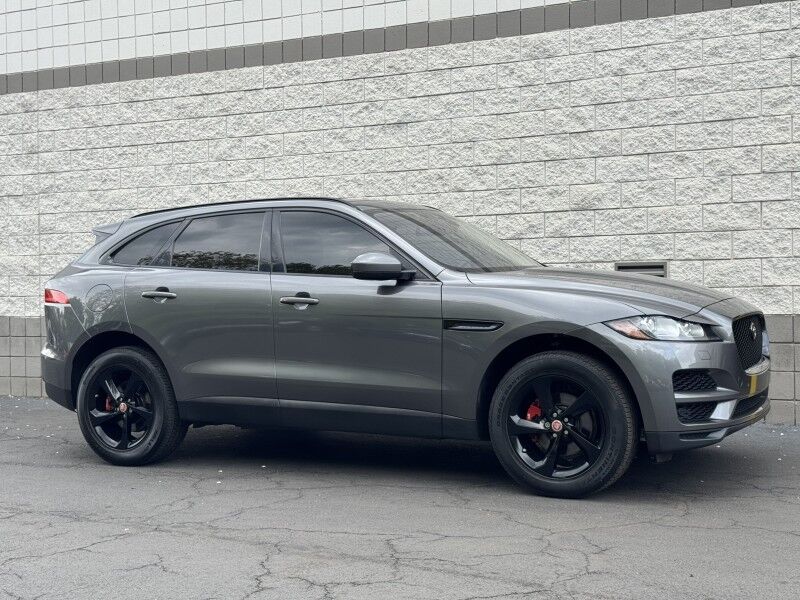 2018 Jaguar F-PACE 25t Premium Willow Grove PA