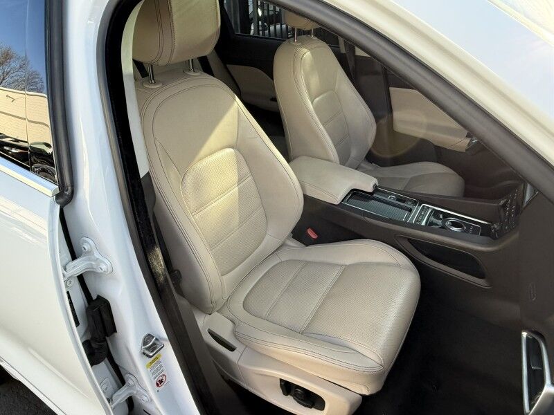 2018 Jaguar F-PACE 25t Prestige Willow Grove PA