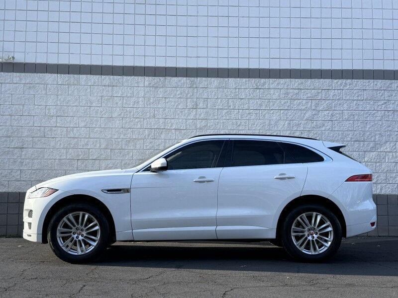 2018 Jaguar F-PACE 25t Prestige Willow Grove PA